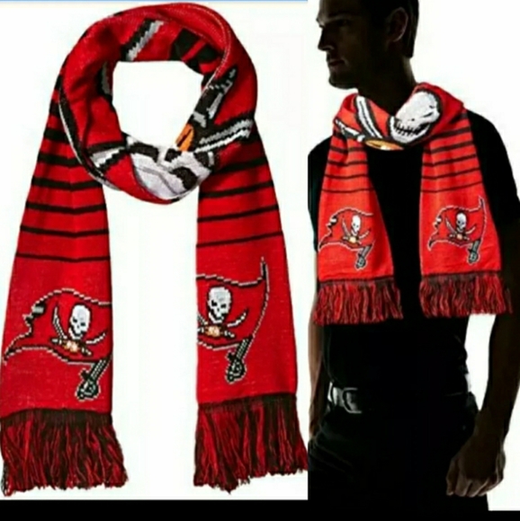 NFL Scarf Tampa Bay Buccaneers 2014 Big Logo Fans Show Support Team.Red Black. - Picture 1 of 6